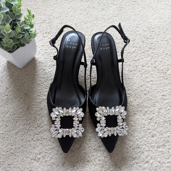 A New Day Annette Black Satin Slingback Kitten Heels Size 6 - Picture 8 of 8